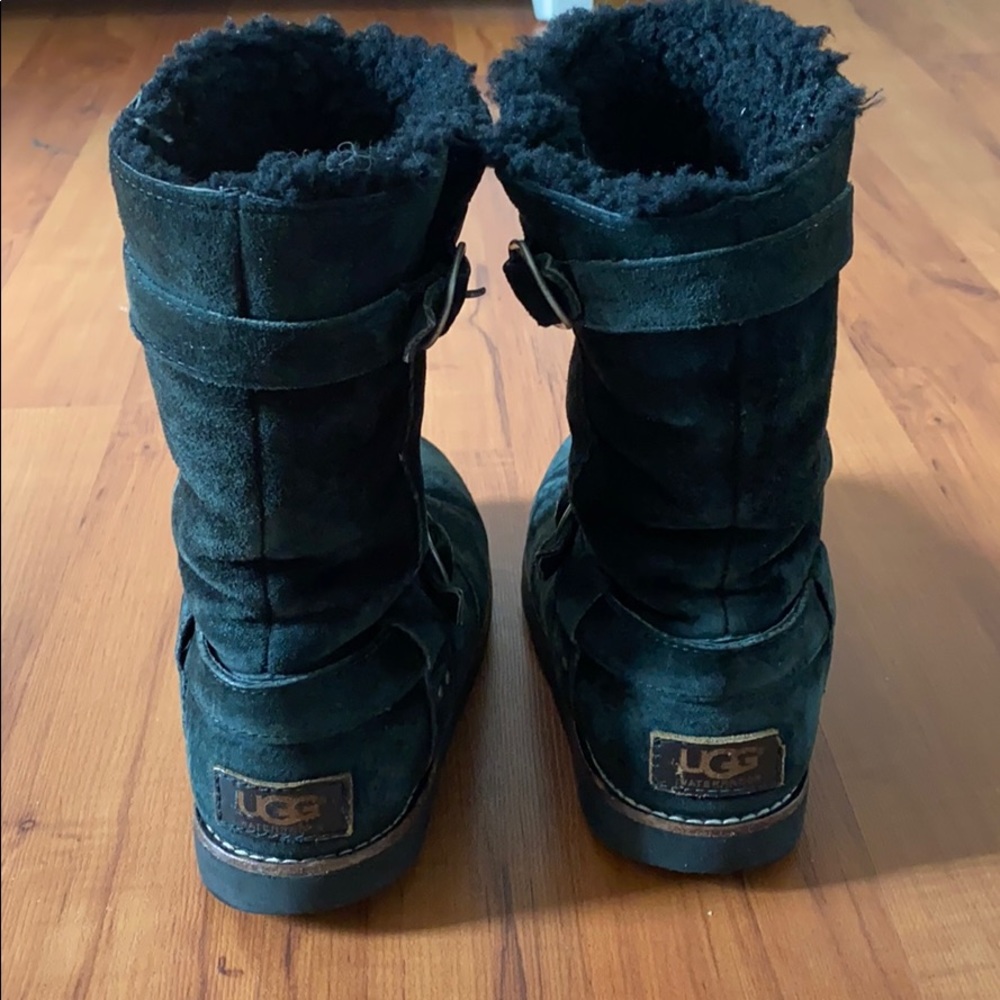 Ugg noira 1001734 black color size 6